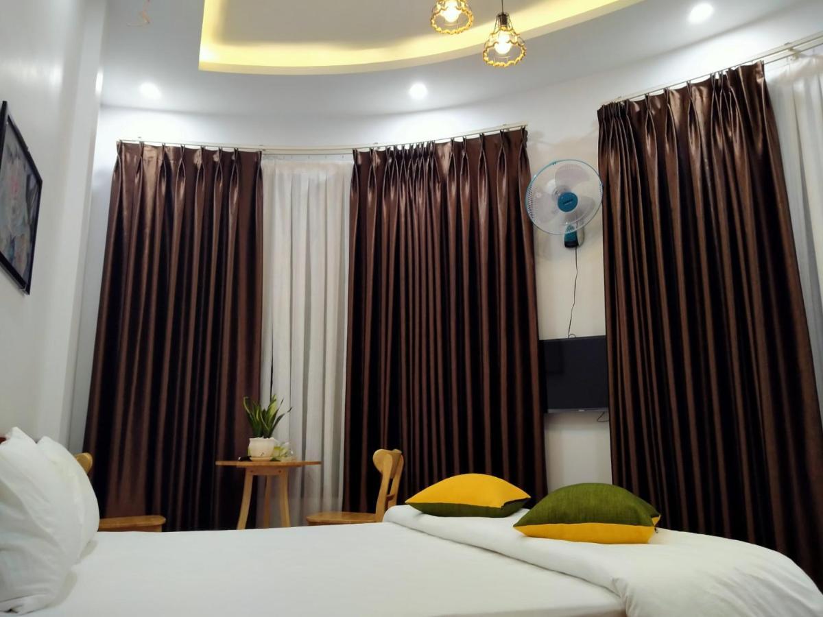Viet Homestay Куи Нхон Екстериор снимка