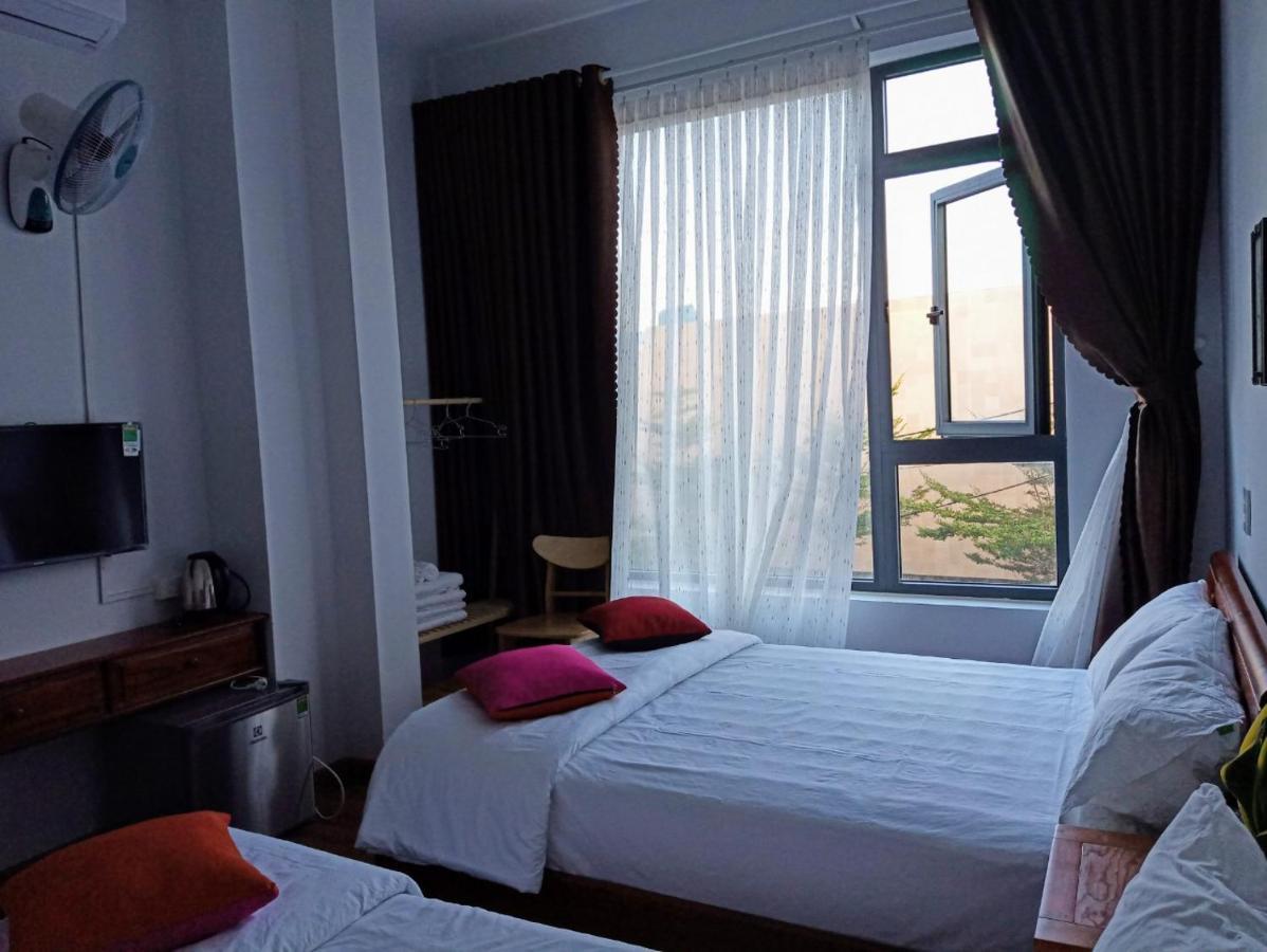 Viet Homestay Куи Нхон Екстериор снимка