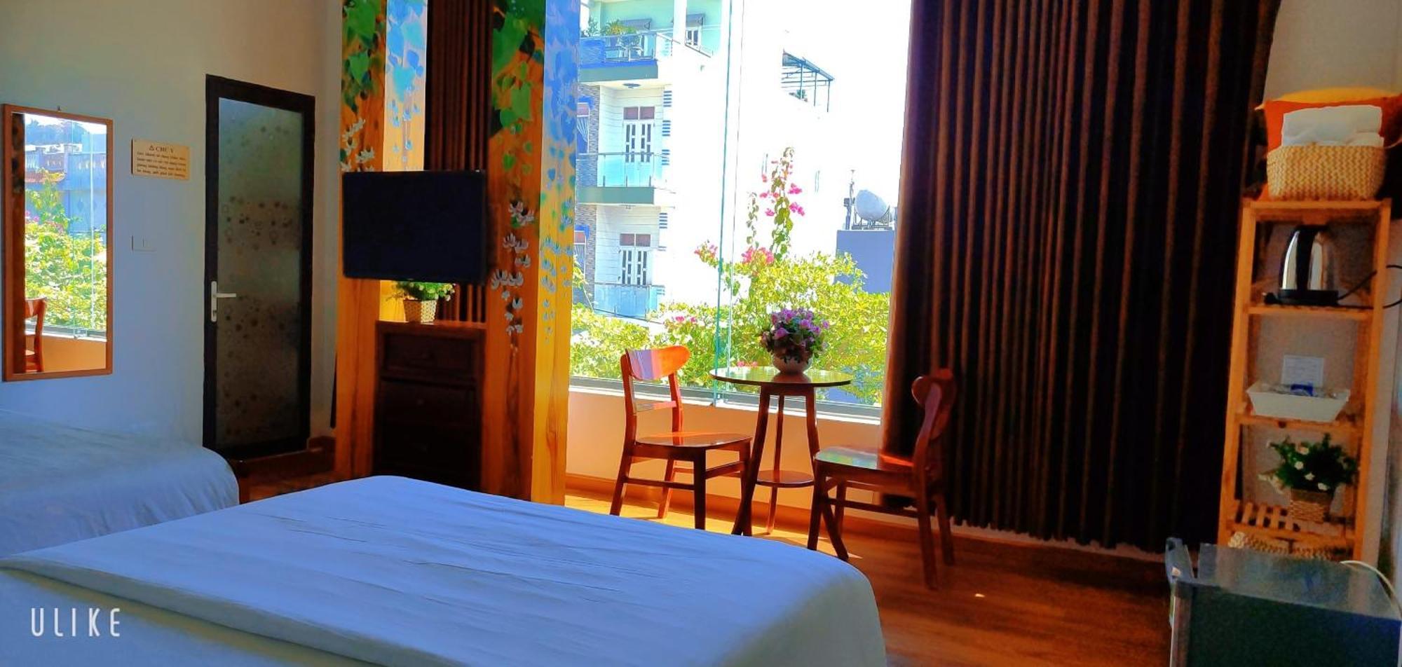 Viet Homestay Куи Нхон Екстериор снимка