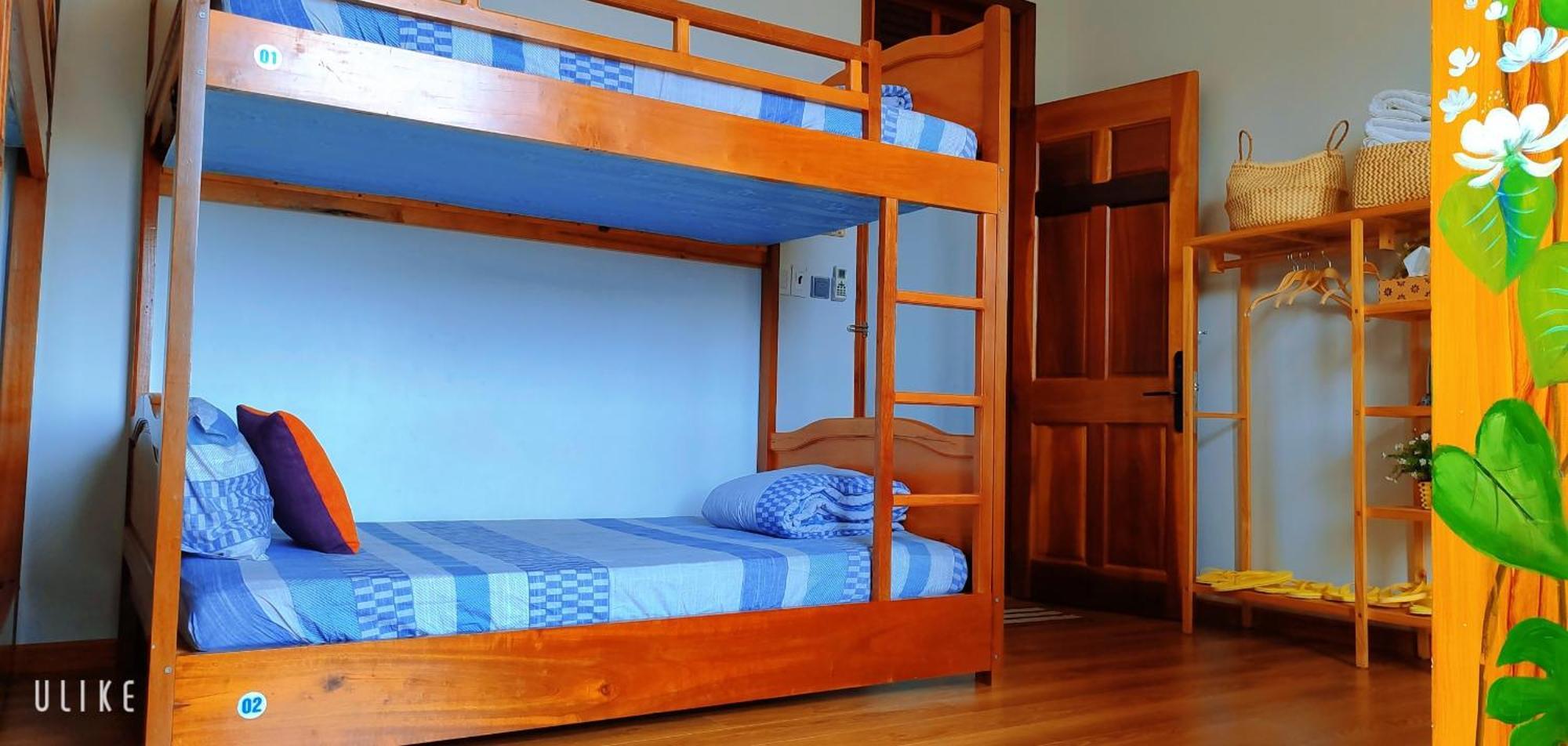 Viet Homestay Куи Нхон Екстериор снимка