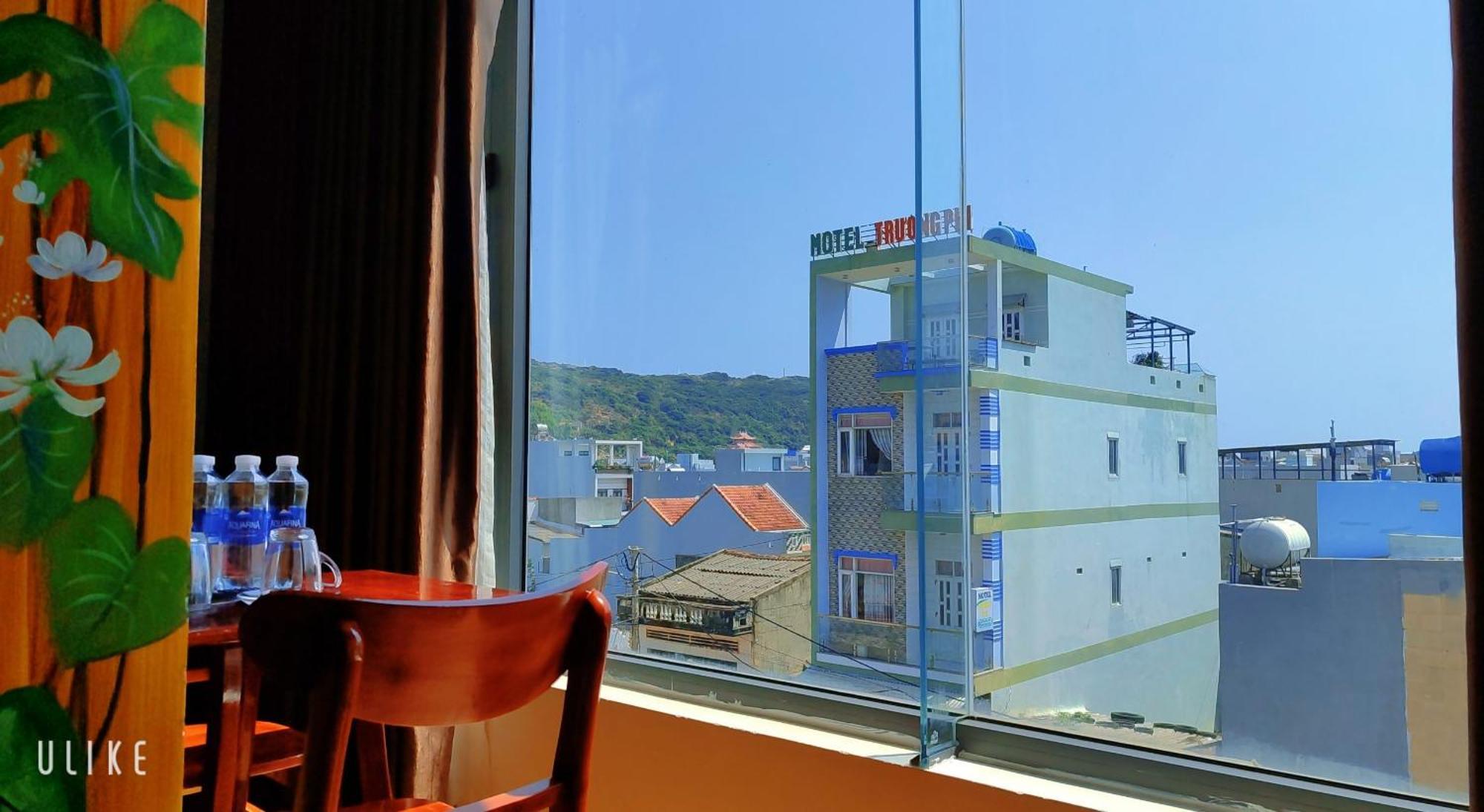 Viet Homestay Куи Нхон Екстериор снимка